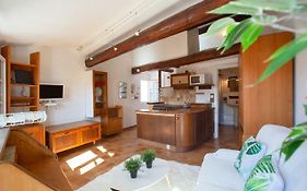 GregBnb-com - Centre ancien - CLIMATISÉ - T2 Mezzanine - 6eme étage